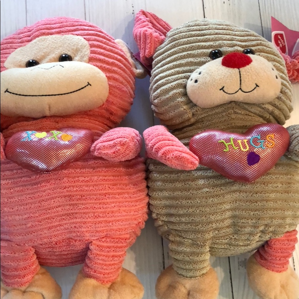 NWT VALENTINES DAY PLUSHIE BUNDLE